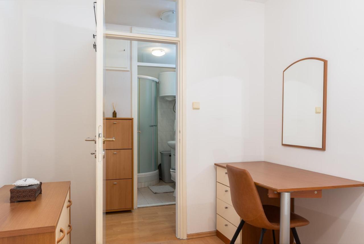 Adriatic Charm: Coastal Heaven Of Dubrovnik Apartment ภายนอก รูปภาพ